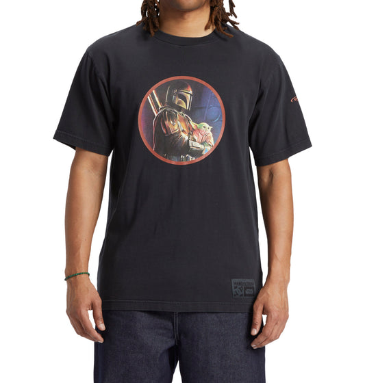 Mens Star Wars™ x DC Shoes Mando And The Child T-Shirt